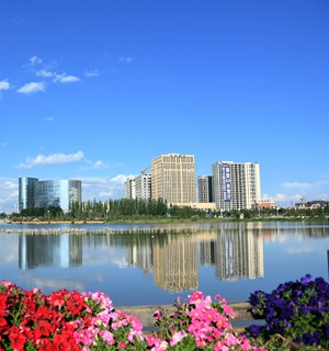 七版美麗蝶變-棲霞湖東岸建筑群